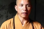 九游体育app下在-少林寺新方丈释印乐，上任仅一天，就被人扒出和美女大量的合照！