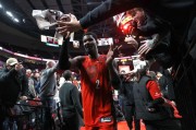 九游体育app下在-记者：艾顿认为东契奇是NBA最好的组织者，并希望和他取得成功