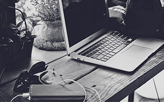 王洪泽青少年三大球集锦回顾：对阵湖北爆20分22篮板